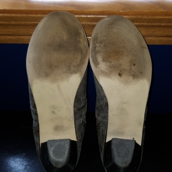 Just Fab distress grey booties - Picture 4 of 6